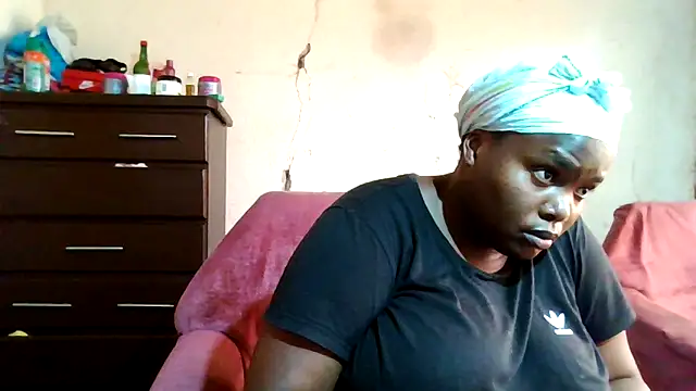 sexybigboobz online show from December 3, 2025, 5:26 am