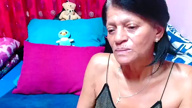 SLUTTYROXY online show from October 15, 2025, 6:35 am