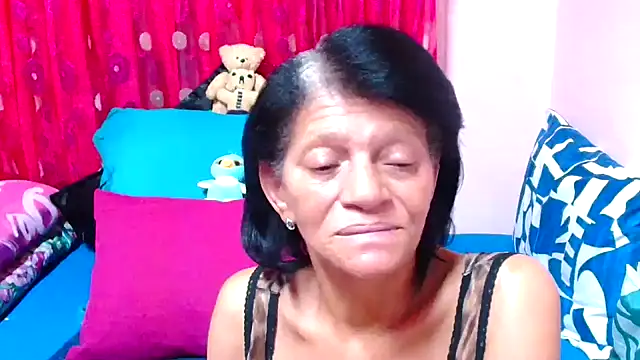 SLUTTYROXY online show from October 20, 2025, 7:25 pm