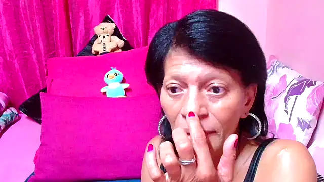 SLUTTYROXY online show from December 1, 2025, 6:13 pm