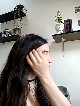 loveuu-bae online show from February 24, 2025, 10:03 pm