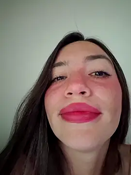 loveuu-bae online show from September 15, 2025, 9:59 pm