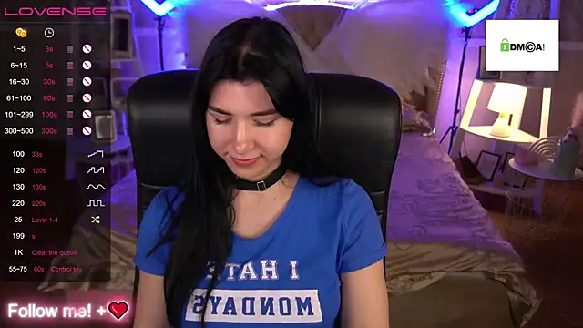 EmilyCandyy online show from December 2, 2024, 9:45 am