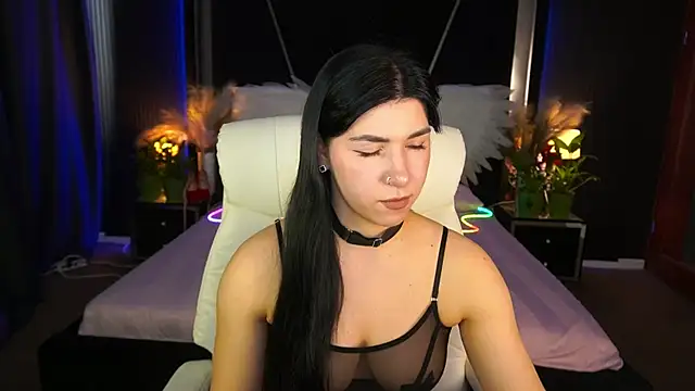 Snapshot of EmilyCandyy chatting on May 9, 2026, 6:18 am EmilyCandyy online show from May 9, 2026, 6:18 am