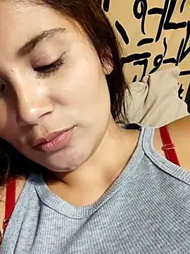 kinky milaxh online show from March 18, 2025, 2:04 am