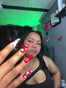 yanza2002 online show from February 14, 2026, 11:45 pm