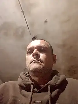 Snapshot of jay2425 chatting on November 17, 2025, 1:33 am jay2425 online show from November 17, 2025, 1:33 am