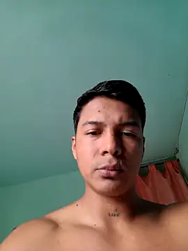 morenito420 online show from October 3, 2025, 7:11 pm