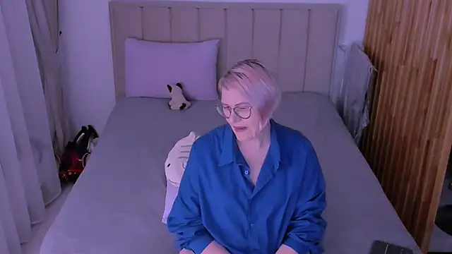 Snapshot of sabrinamacmarren chatting on March 21, 2026, 8:45 pm sabrinamacmarren online show from March 21, 2026, 8:45 pm
