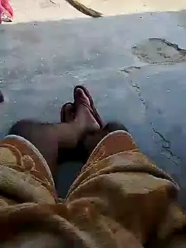 bigh96dik online show from December 27, 2024, 8:13 am