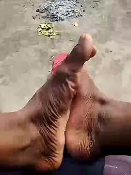 bigh96dik online show from January 2, 2025, 5:57 am