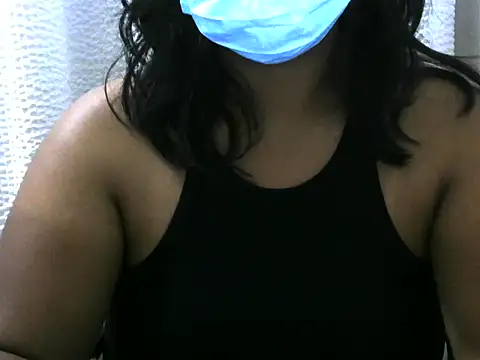 Snapshot of Artinah22 chatting on December 1, 2025, 7:30 pm Artinah22 online show from December 1, 2025, 7:30 pm