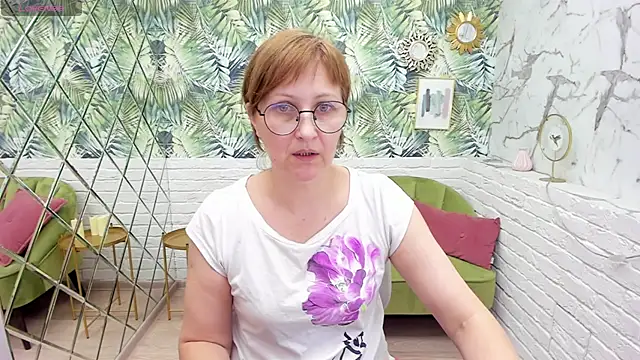 Paris Cherry online show from March 9, 2025, 8:31 pm