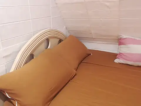 adorabletrans69xx online show from April 2, 2026, 3:53 pm