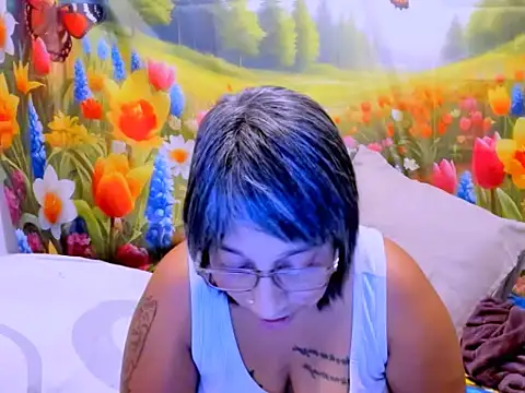 Snapshot of indianroxy chatting on April 21, 2026, 9:39 pm indianroxy online show from April 21, 2026, 9:39 pm