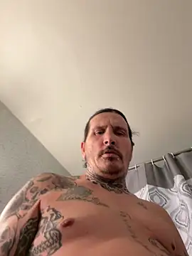 Snapshot of tazzfazz chatting on March 4, 2026, 4:51 am tazzfazz online show from March 4, 2026, 4:51 am