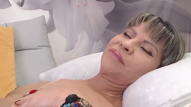 sofiasteven online show from February 1, 2025, 3:18 pm