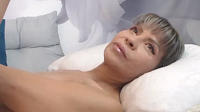 sofiasteven online show from February 27, 2025, 3:26 pm