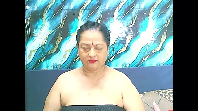 Snapshot of matureindian chatting on December 21, 2025, 11:17 am matureindian online show from December 21, 2025, 11:17 am