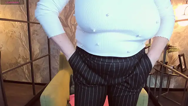 KellyPerfection online show from February 11, 2025, 7:38 pm