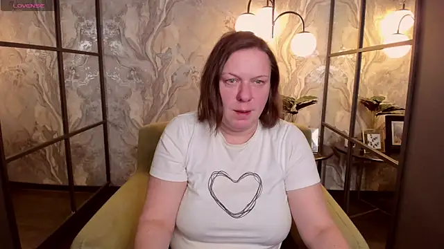 KellyPerfection online show from February 24, 2025, 1:21 pm