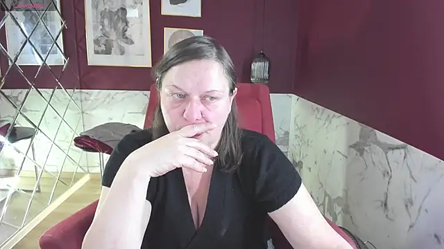 KellyPerfection online show from October 8, 2025, 5:27 am