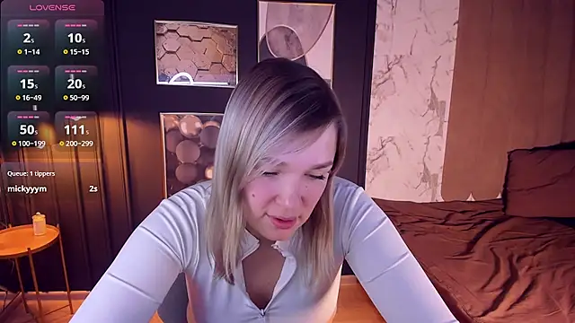 Snapshot of BellaDreamy chatting on January 23, 2025, 11:15 am BellaDreamy online show from January 23, 2025, 11:15 am