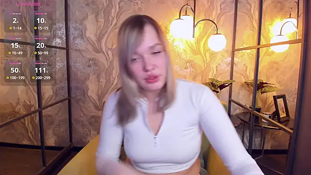 Snapshot of BellaDreamy chatting on February 11, 2025, 5:26 am BellaDreamy online show from February 11, 2025, 5:26 am