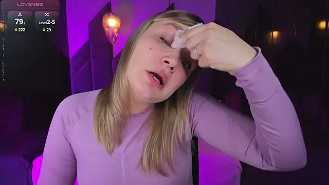 Snapshot of BellaDreamy chatting on March 7, 2025, 1:51 pm BellaDreamy online show from March 7, 2025, 1:51 pm