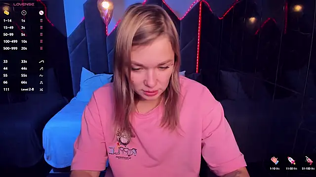 Snapshot of BellaDreamy chatting on September 30, 2025, 5:34 am BellaDreamy online show from September 30, 2025, 5:34 am