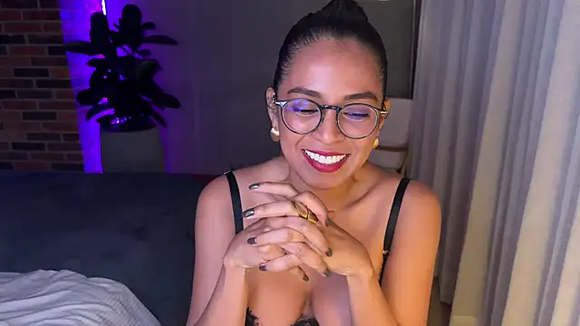 illaroom online show from February 2, 2025, 1:55 am