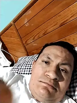 gusaven online show from March 11, 2025, 7:04 am