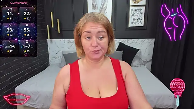 JenniferLight online show from December 9, 2024, 2:56 am