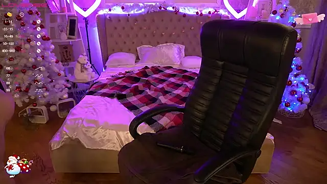 FoxyShy online show from January 4, 2025, 12:49 pm