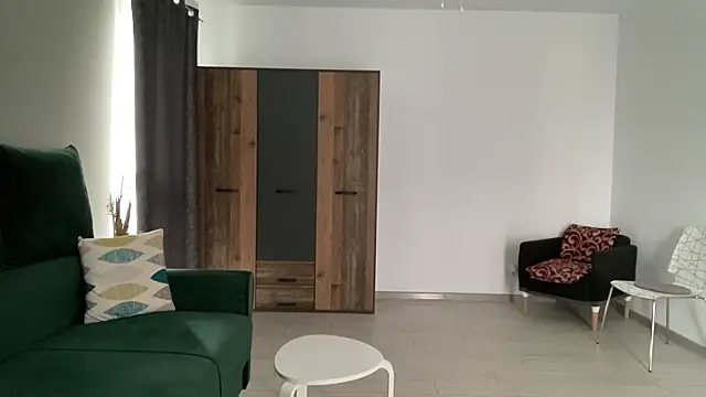 Snapshot of AlphaSparks chatting on January 30, 2025, 4:02 pm AlphaSparks online show from January 30, 2025, 4:02 pm