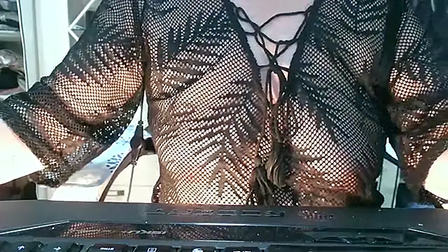 heidi60 online show from November 23, 2025, 9:42 am