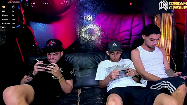 AmazingPartys online show from March 23, 2025, 2:48 am