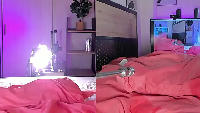 Snapshot of cinnamon_afrodit chatting on February 22, 2025, 11:13 pm cinnamon afrodit online show from February 22, 2025, 11:13 pm