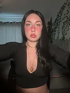 Estherjizz online show from August 1, 2026, 5:23 pm