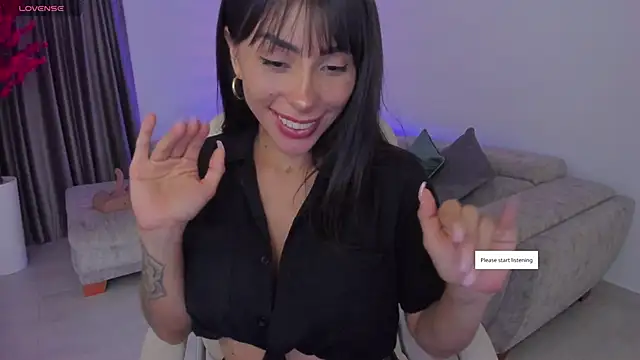 Snapshot of Sarah_Stone_ chatting on January 28, 2025, 10:34 pm Sarah Stone online show from January 28, 2025, 10:34 pm