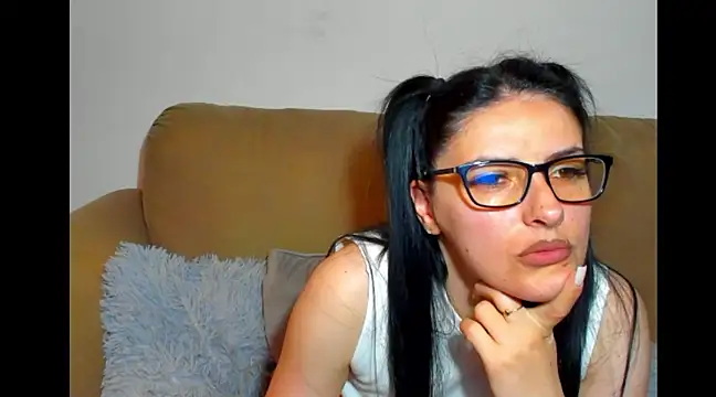 GlamourousKassy online show from March 14, 2025, 8:49 pm