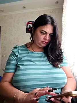 littleRikka online show from September 29, 2025, 8:41 am