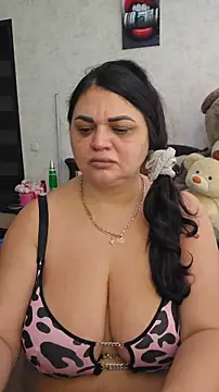 littleRikka online show from February 10, 2026, 8:51 am