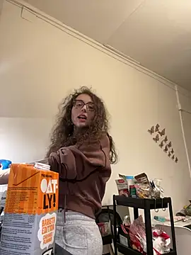 Snapshot of ladyturtle chatting on March 20, 2026, 10:14 pm ladyturtle online show from March 20, 2026, 10:14 pm