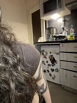 Snapshot of ladyturtle chatting on March 28, 2026, 12:21 am ladyturtle online show from March 28, 2026, 12:21 am