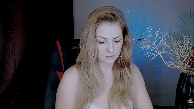 Eleonores online show from December 18, 2025, 5:24 am