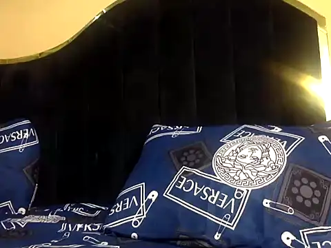 Snapshot of BOOTYBANGER24xx chatting on February 1, 2026, 3:10 pm BOOTYBANGER24xx online show from February 1, 2026, 3:10 pm