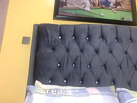 Snapshot of BOOTYBANGER24xx chatting on March 4, 2026, 9:04 am BOOTYBANGER24xx online show from March 4, 2026, 9:04 am