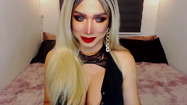 HugeCockDominantXxX online show from June 5, 2026, 12:39 am