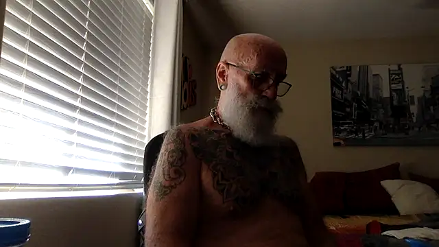 IamReadyxh online show from April 15, 2026, 5:20 pm